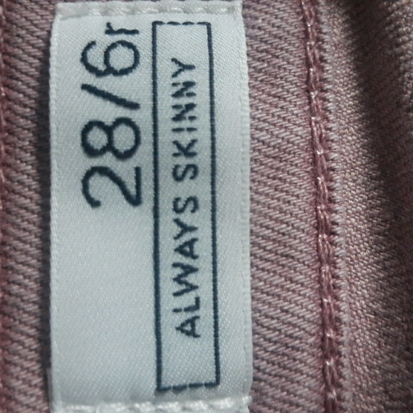 Always Skinny Size 28 (SKU 185) - Picture 2 of 2